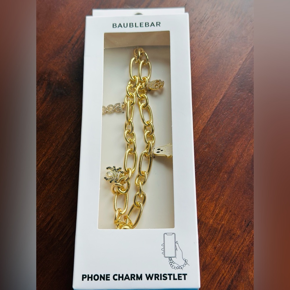 👻 🕷️ 💀 Spooky! BaubleBar Cell Phone Accessories Halloween Charm Wristlet
